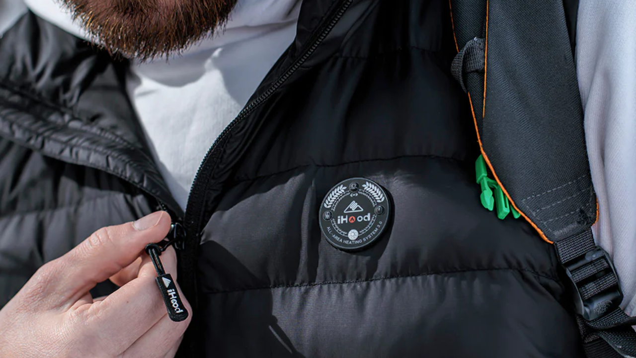 What are the Advantages and Disadvantages of women's battery-heated vests?